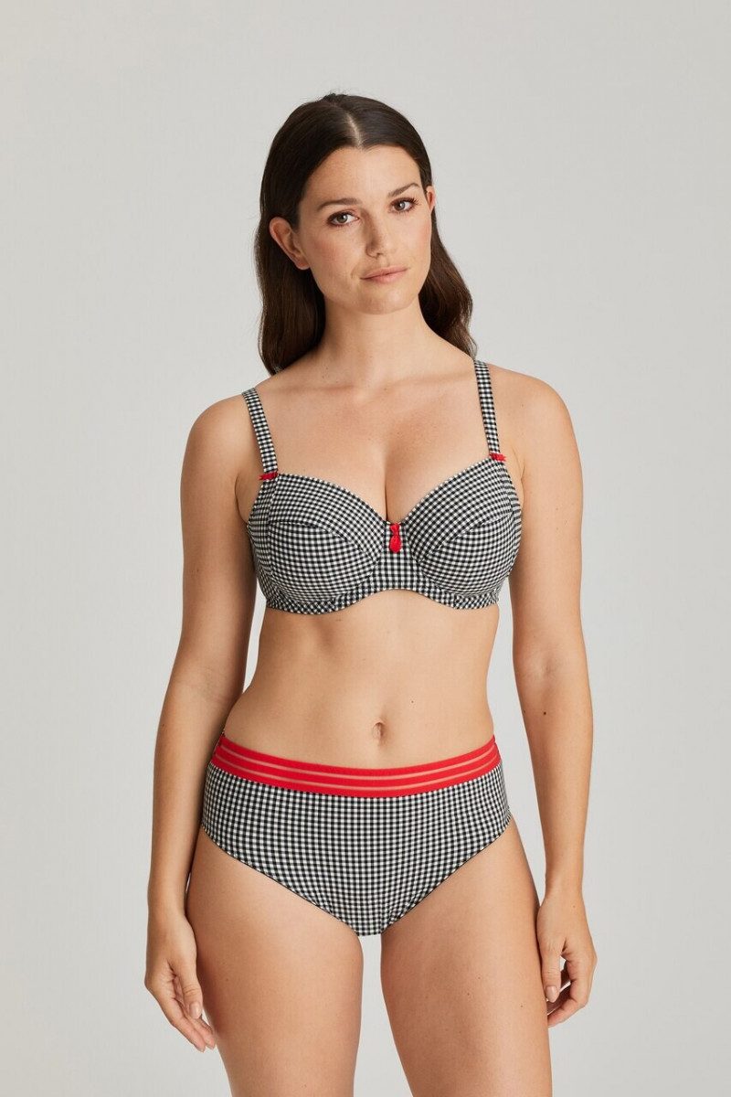 Prima Donna SS 2020 — Sabrina Laporte #41