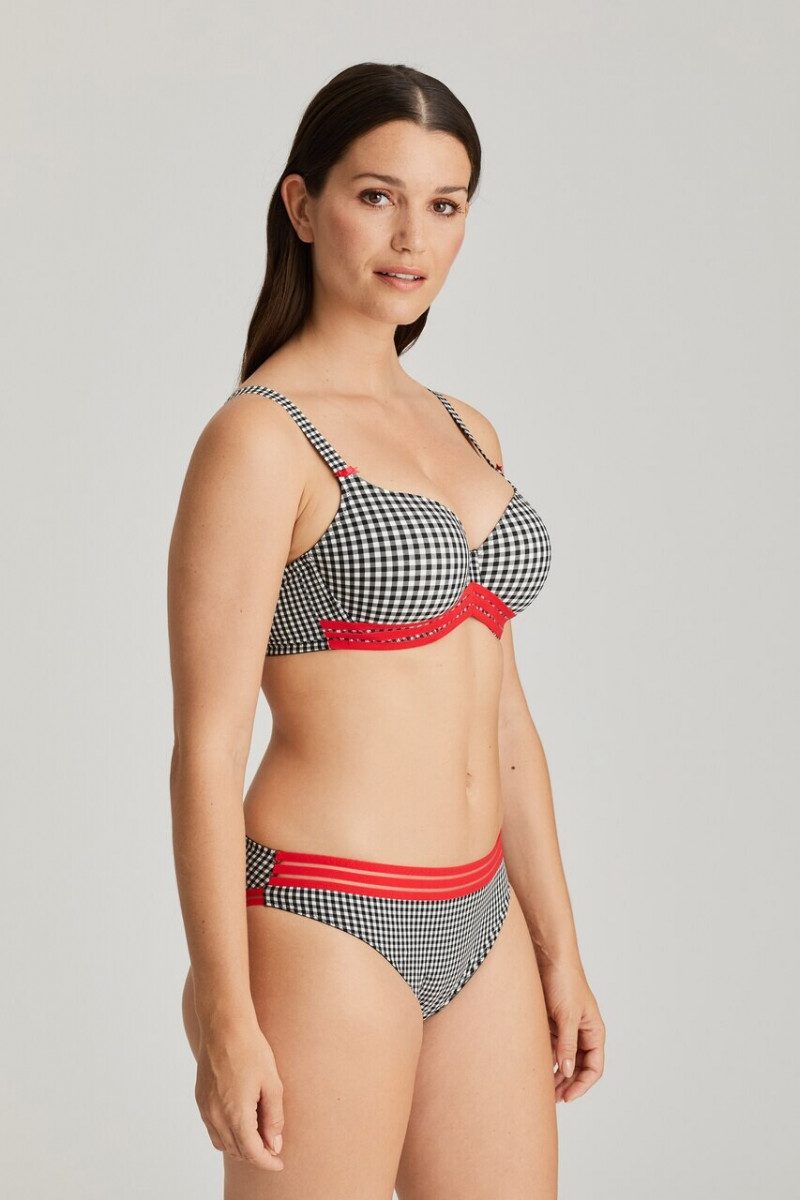 Prima Donna SS 2020 — Sabrina Laporte #9