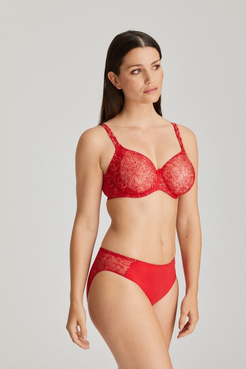 Prima Donna SS 2020 — Sabrina Laporte #58