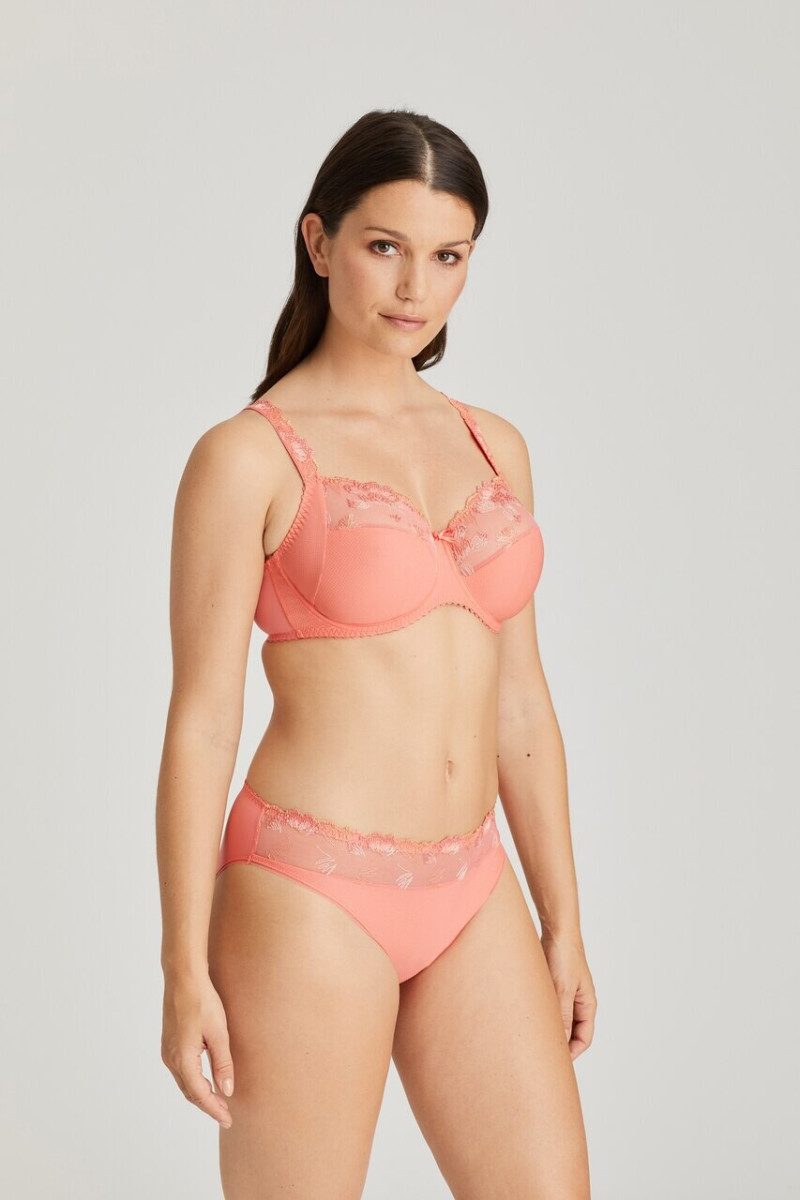 Prima Donna SS 2020 — Sabrina Laporte #148