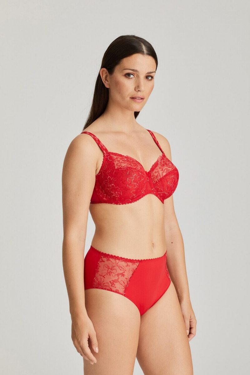 Prima Donna SS 2020 — Sabrina Laporte #93