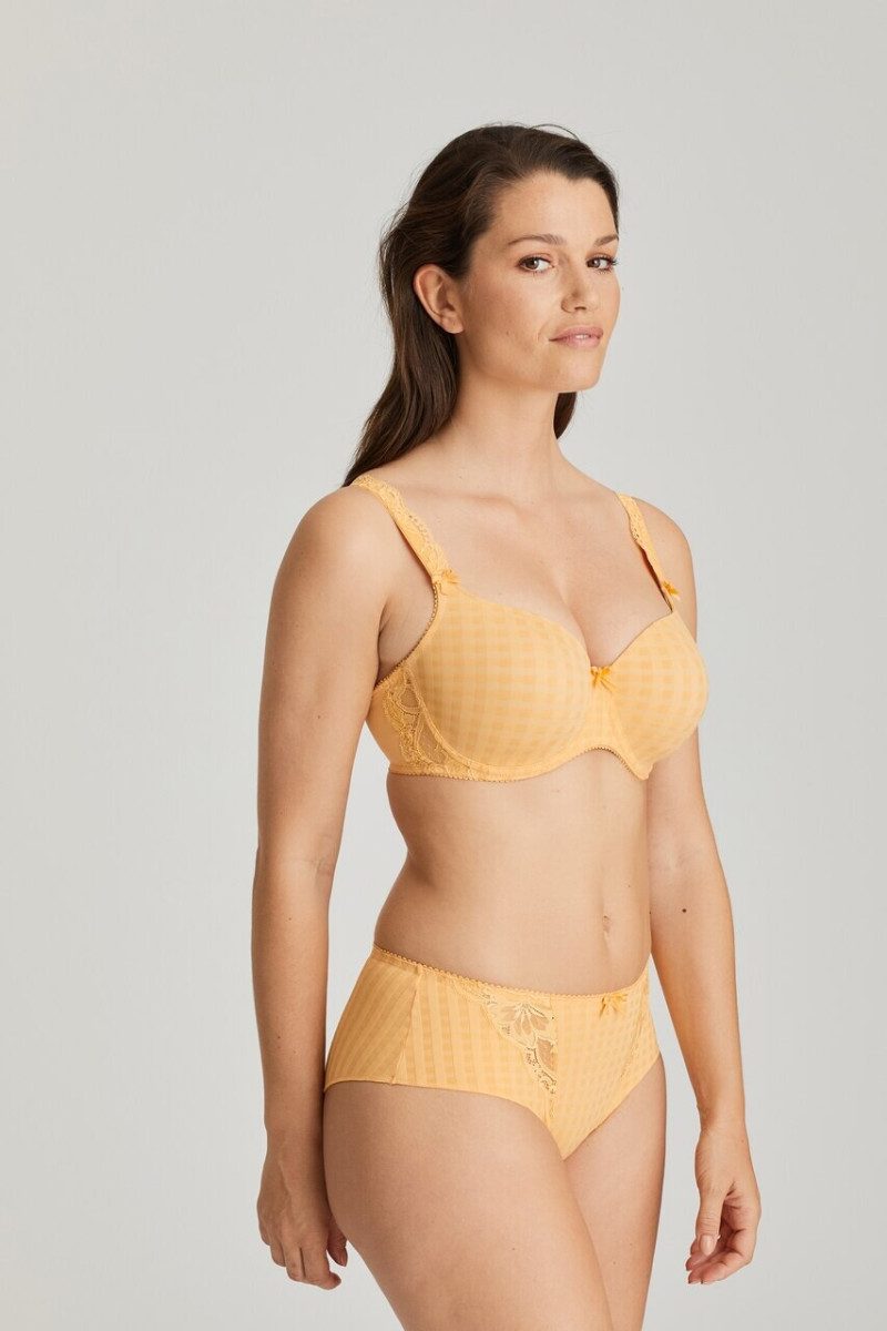 Prima Donna SS 2020 — Sabrina Laporte #118