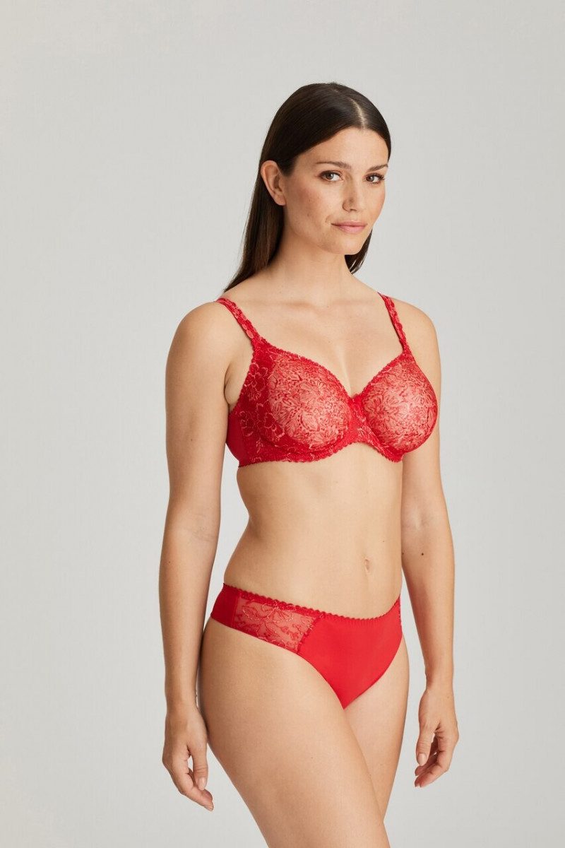 Prima Donna SS 2020 — Sabrina Laporte #123