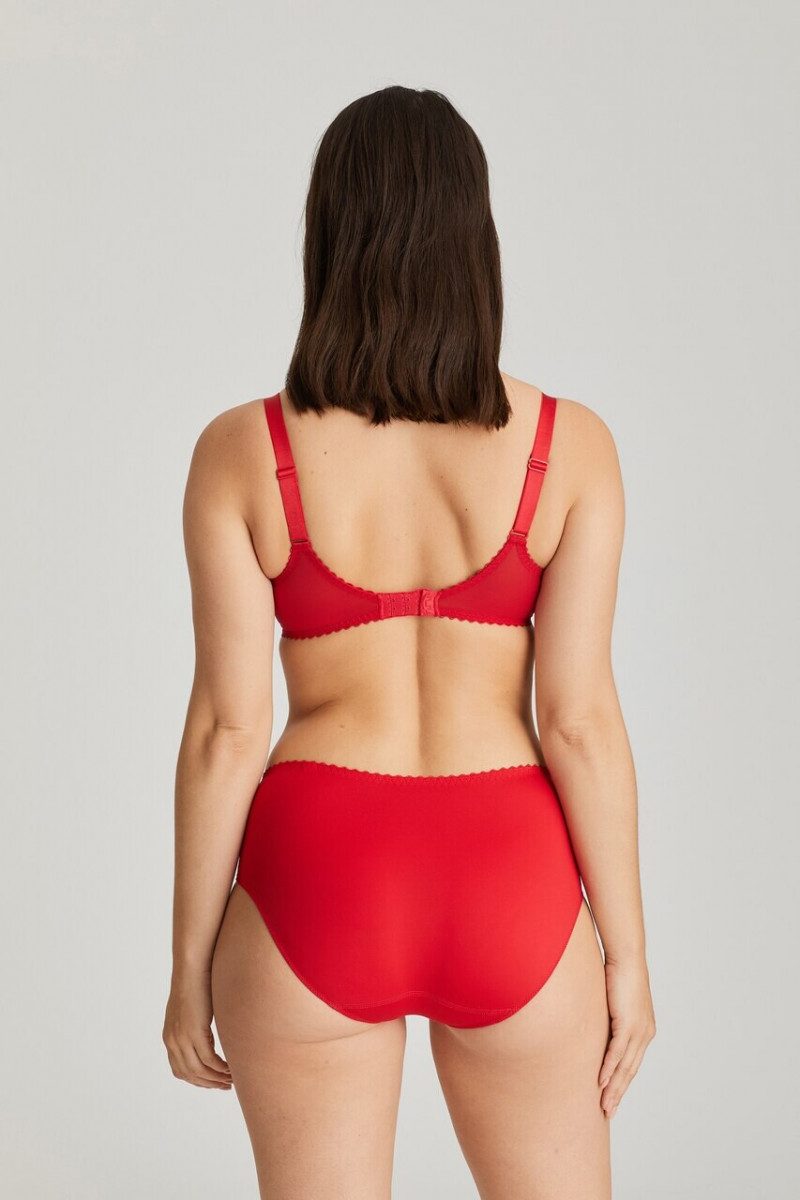 Prima Donna SS 2020 — Sabrina Laporte #132
