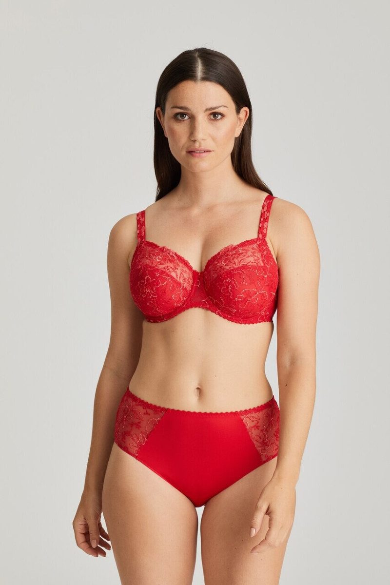 Prima Donna SS 2020 — Sabrina Laporte #89