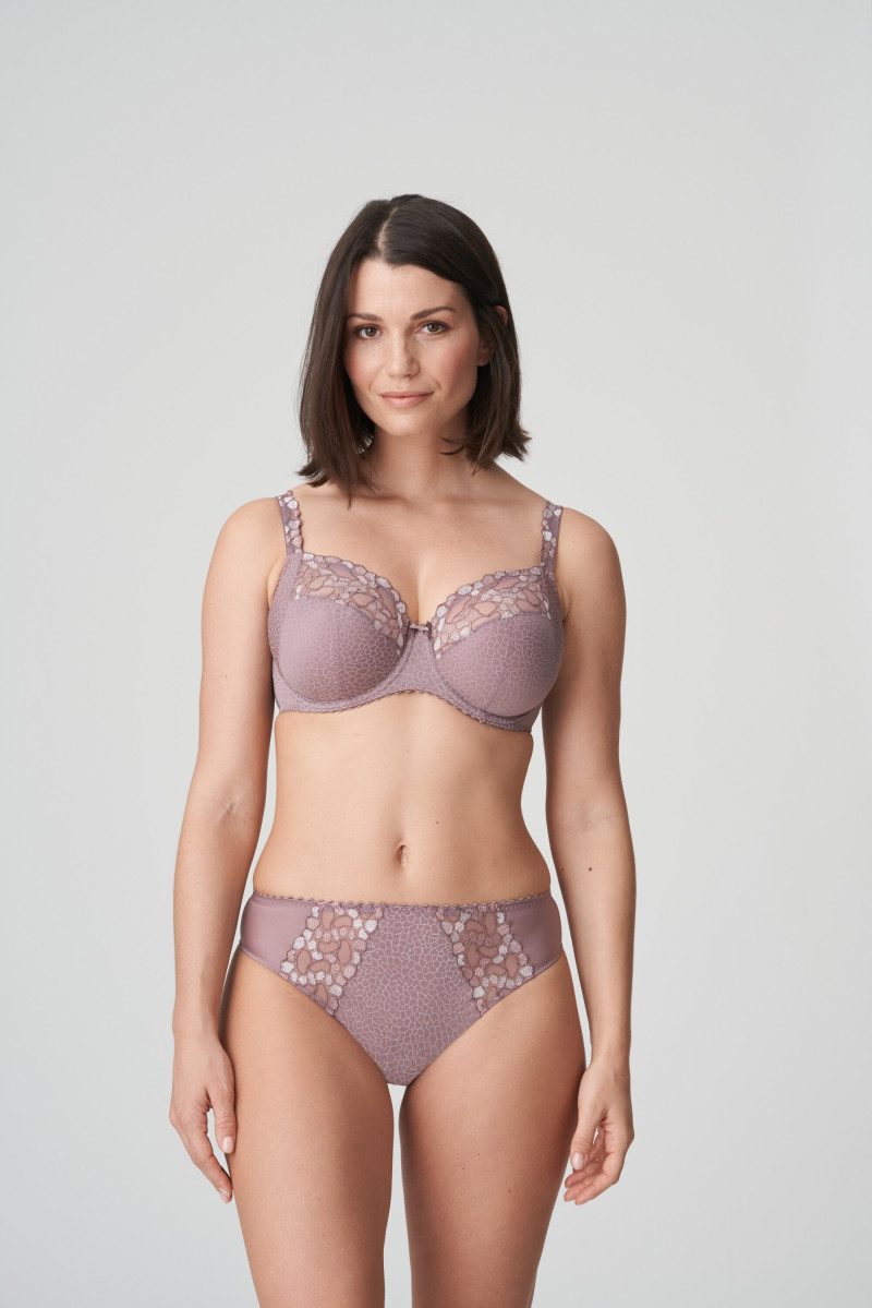 Prima Donna SS 2021 — Sabrina Laporte #18