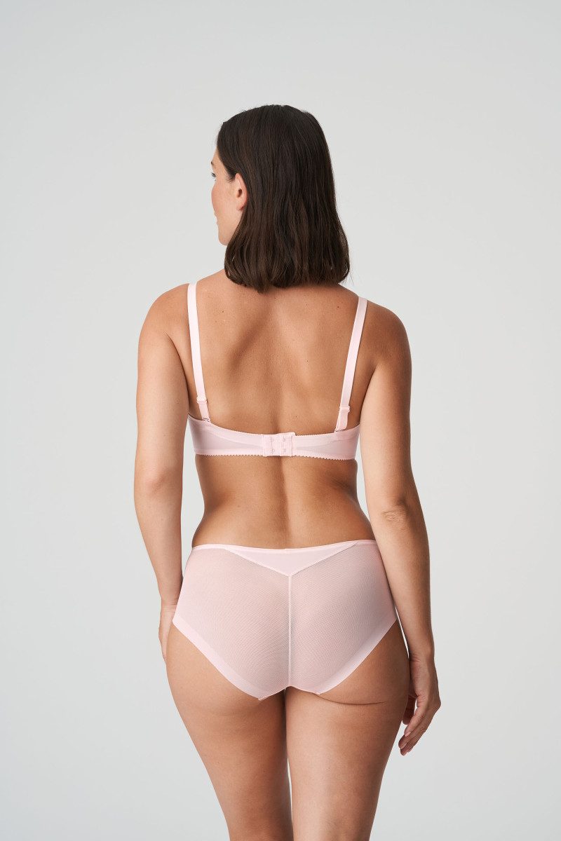 Prima Donna SS 2021 — Sabrina Laporte #80