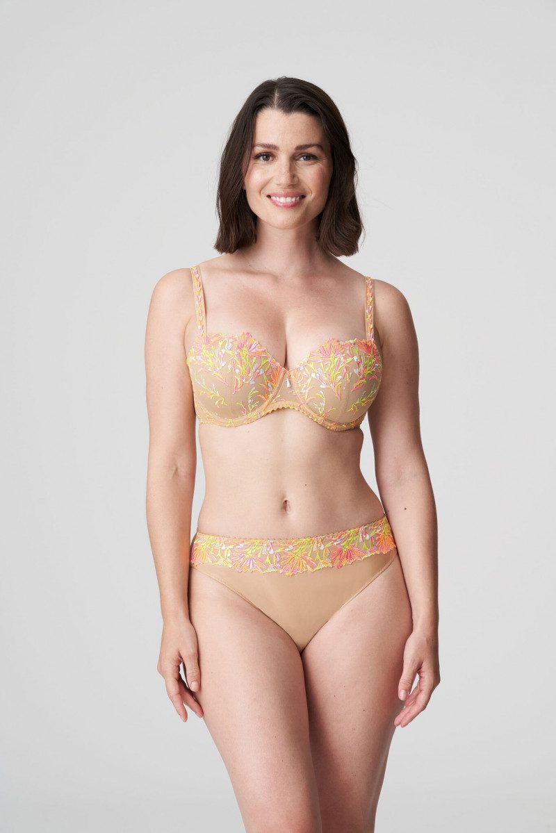 Prima Donna SS 2022 — Sabrina Laporte #98