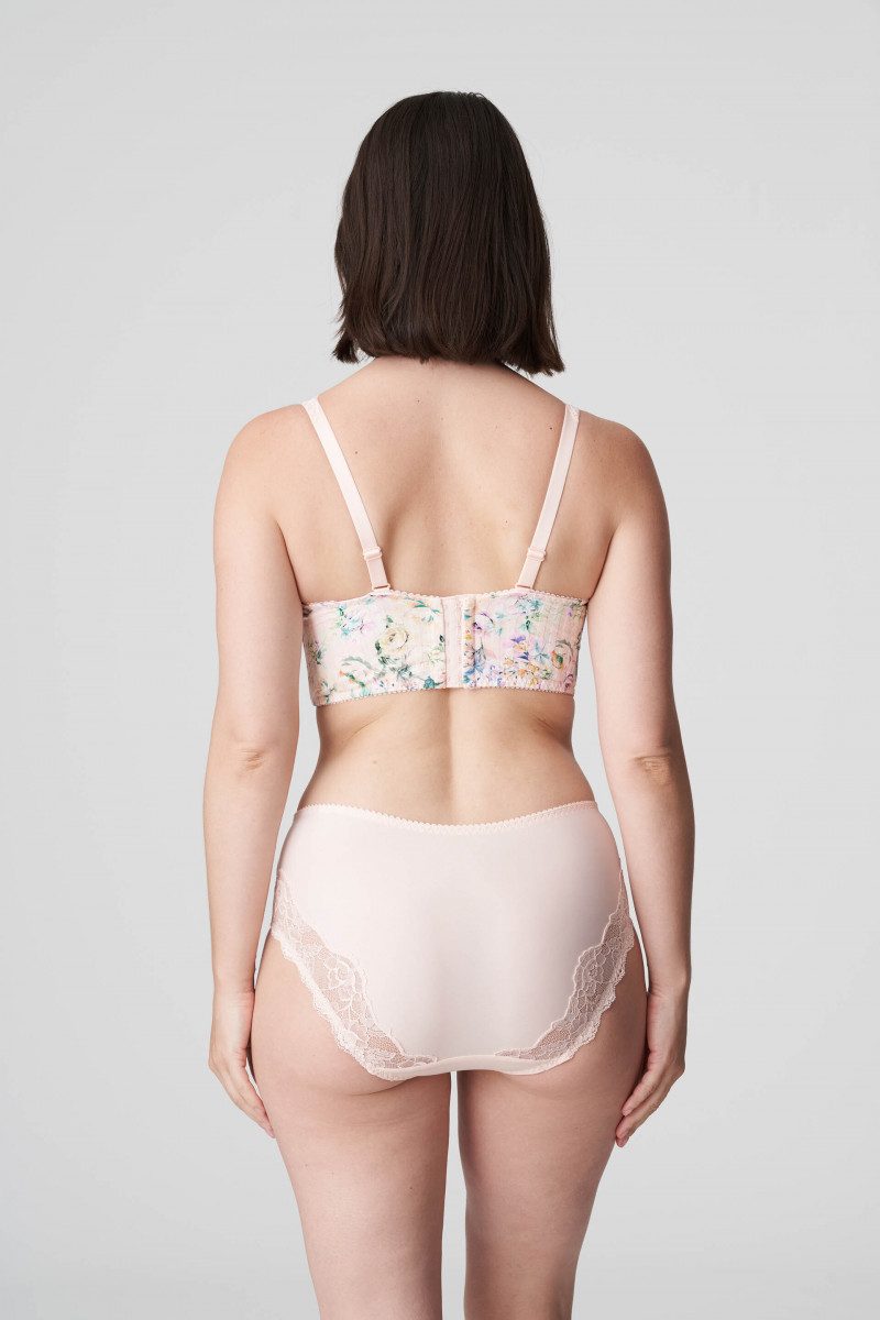 Prima Donna SS 2022 — Sabrina Laporte #115