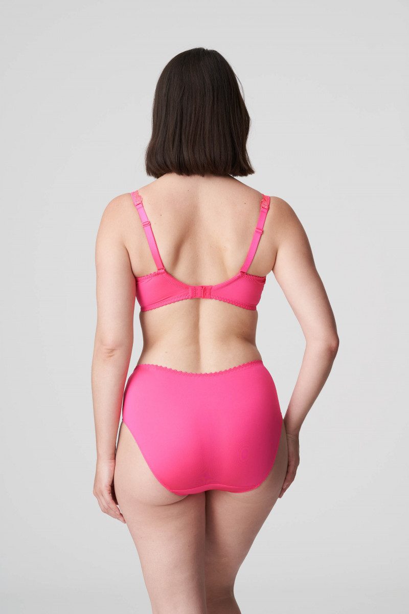 Prima Donna SS 2022 — Sabrina Laporte #29