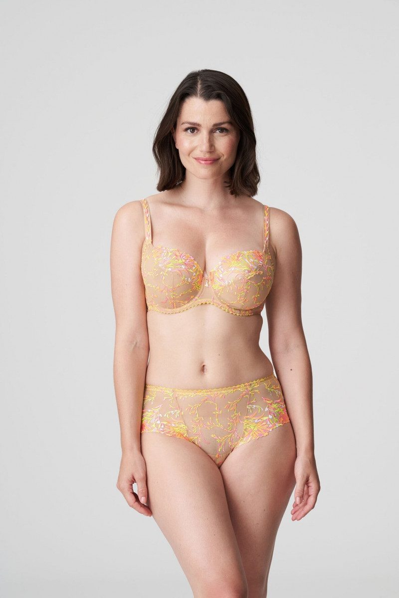 Prima Donna SS 2022 — Sabrina Laporte #80