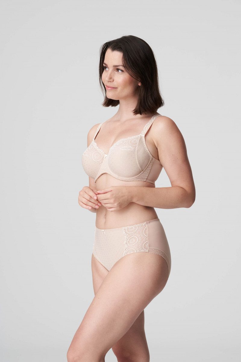 Prima Donna SS 2022 — Sabrina Laporte #112