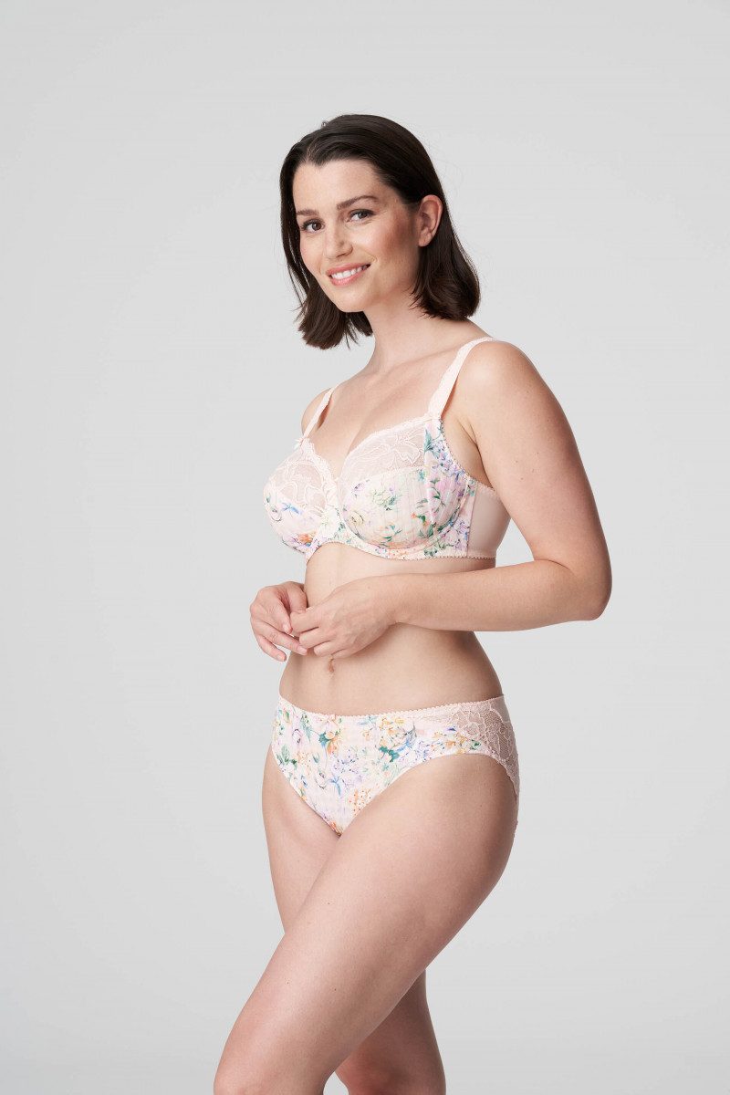 Prima Donna SS 2022 — Sabrina Laporte #124
