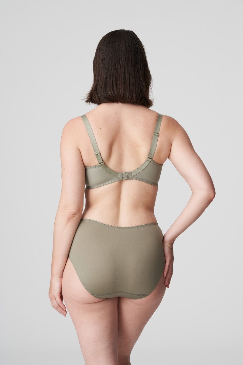 Prima Donna SS 2022 — Sabrina Laporte #67