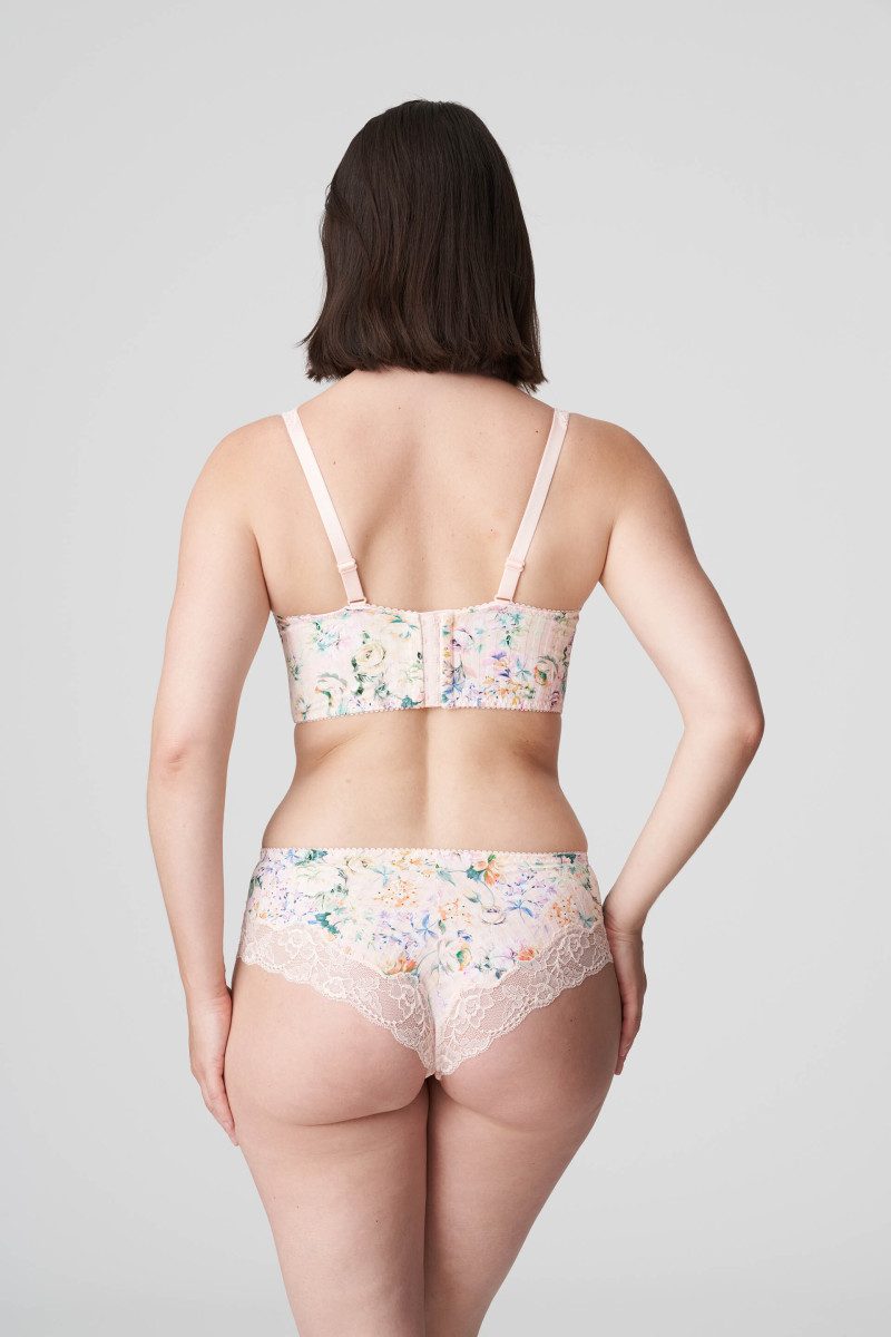 Prima Donna SS 2022 — Sabrina Laporte #15