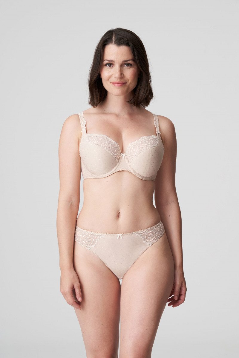 Prima Donna SS 2022 — Sabrina Laporte #70