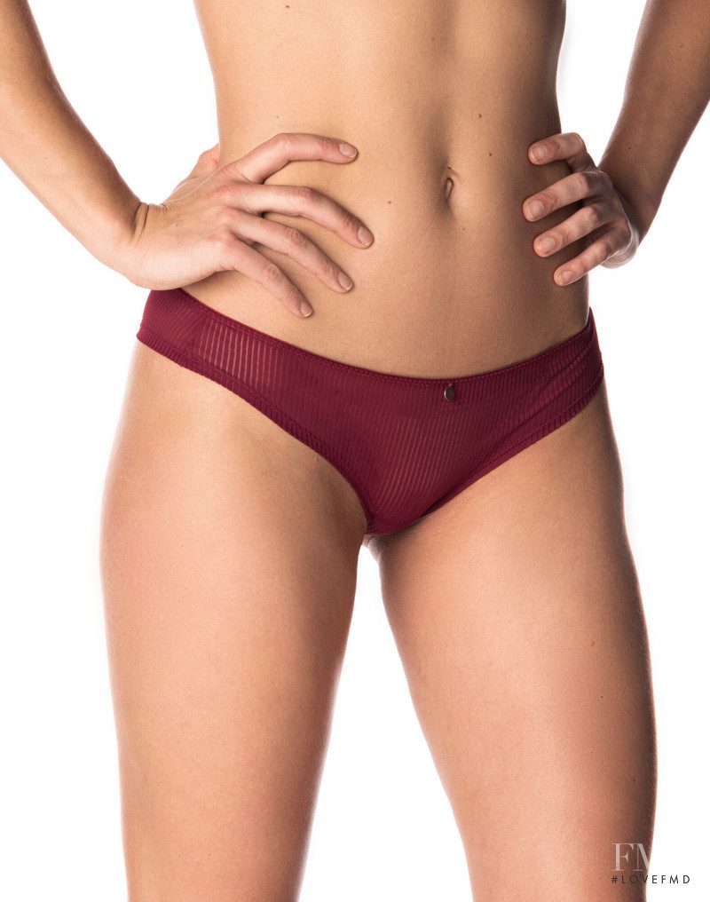 Pull-In SS 2020 — Alison Cossenet #2