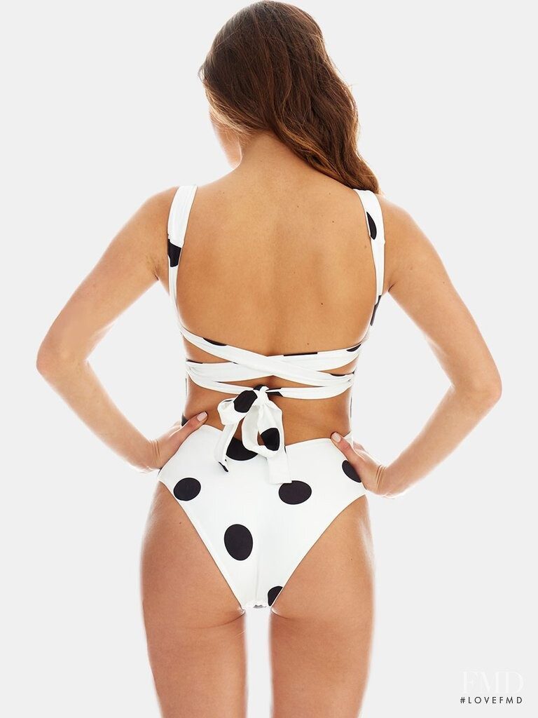 RH Swimwear SS 2019 — Neve Fogg #10