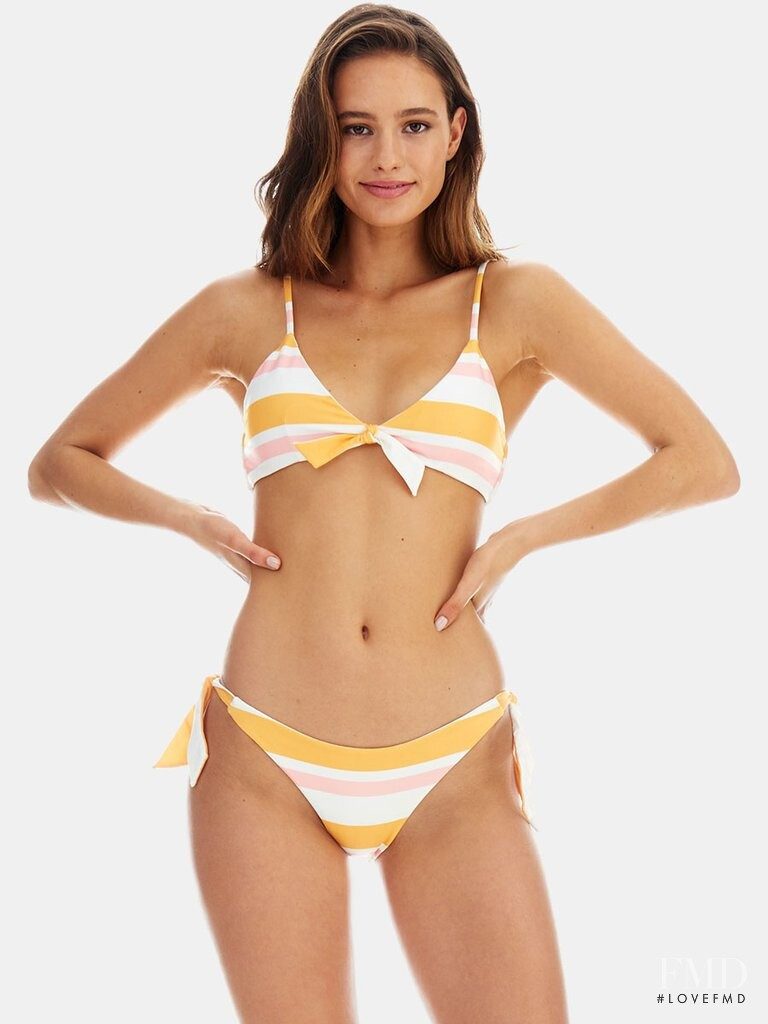 RH Swimwear SS 2019 — Neve Fogg #17