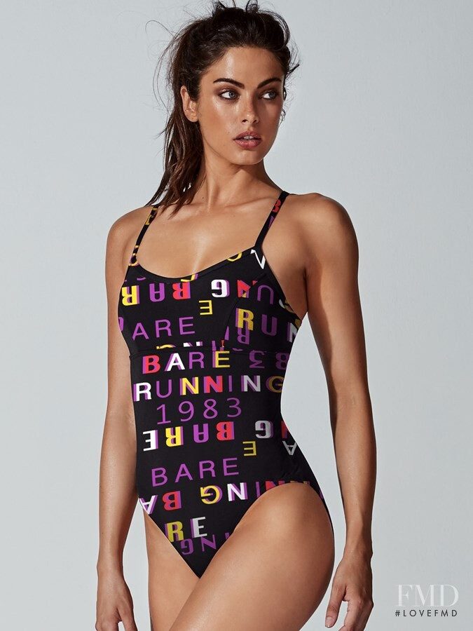 Running Bare Resort 2020 — Charlie Robertson #37