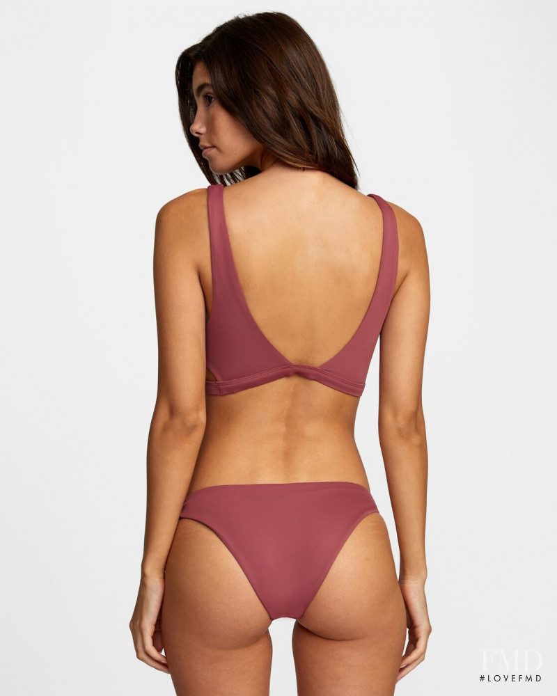 RVCA FW 2021 — Cindy Mello #115