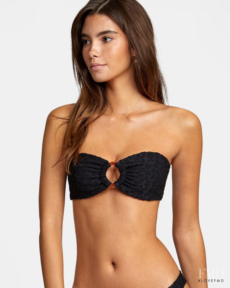 RVCA FW 2021 — Cindy Mello #88