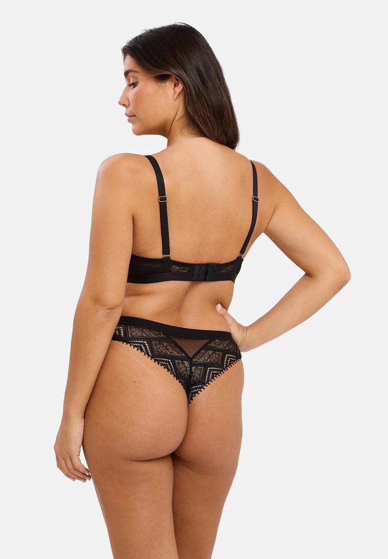 Sans Complexe SS 2025 — Carminho Sousa Guedes #11