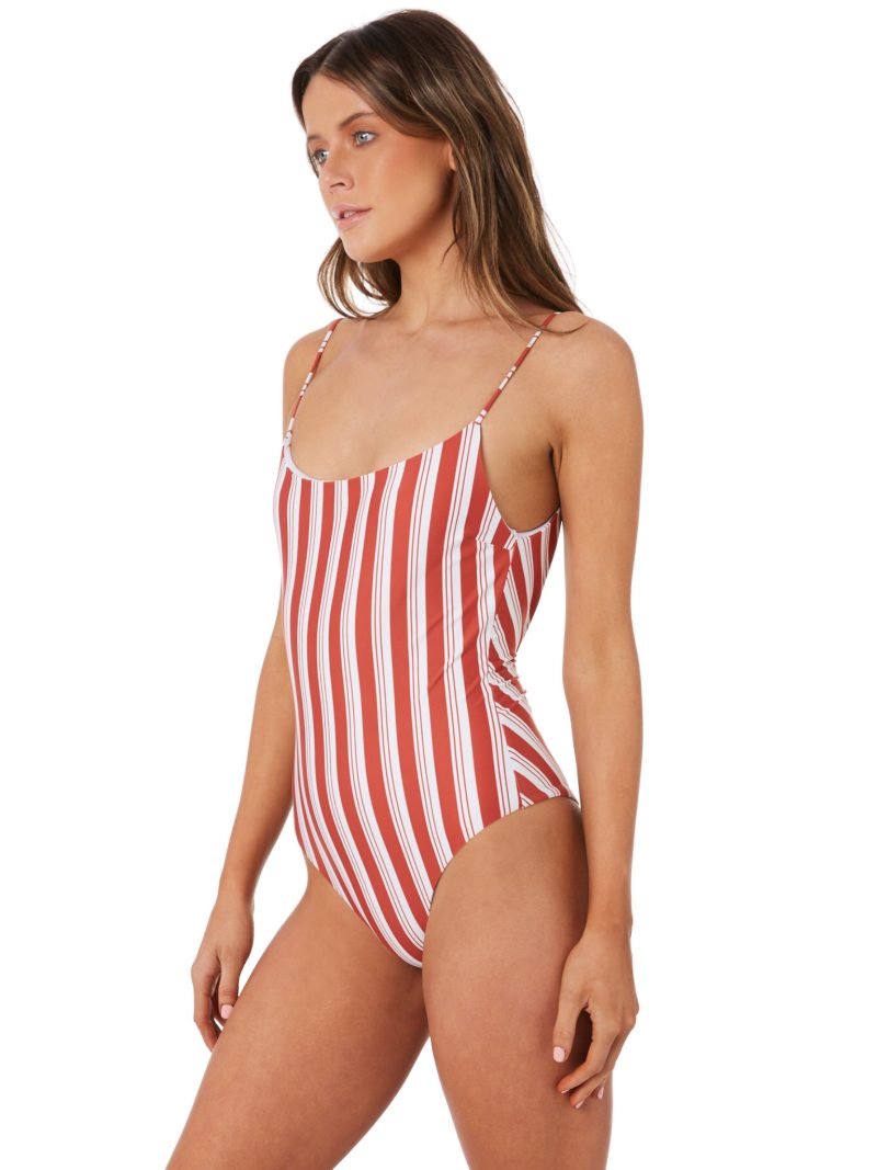 SurfStitch SS 2019 — Tess Homann #34