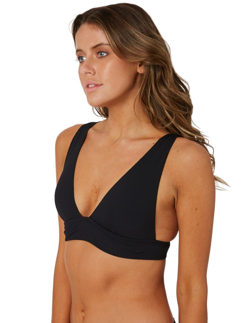 SurfStitch SS 2019 — Tess Homann #65