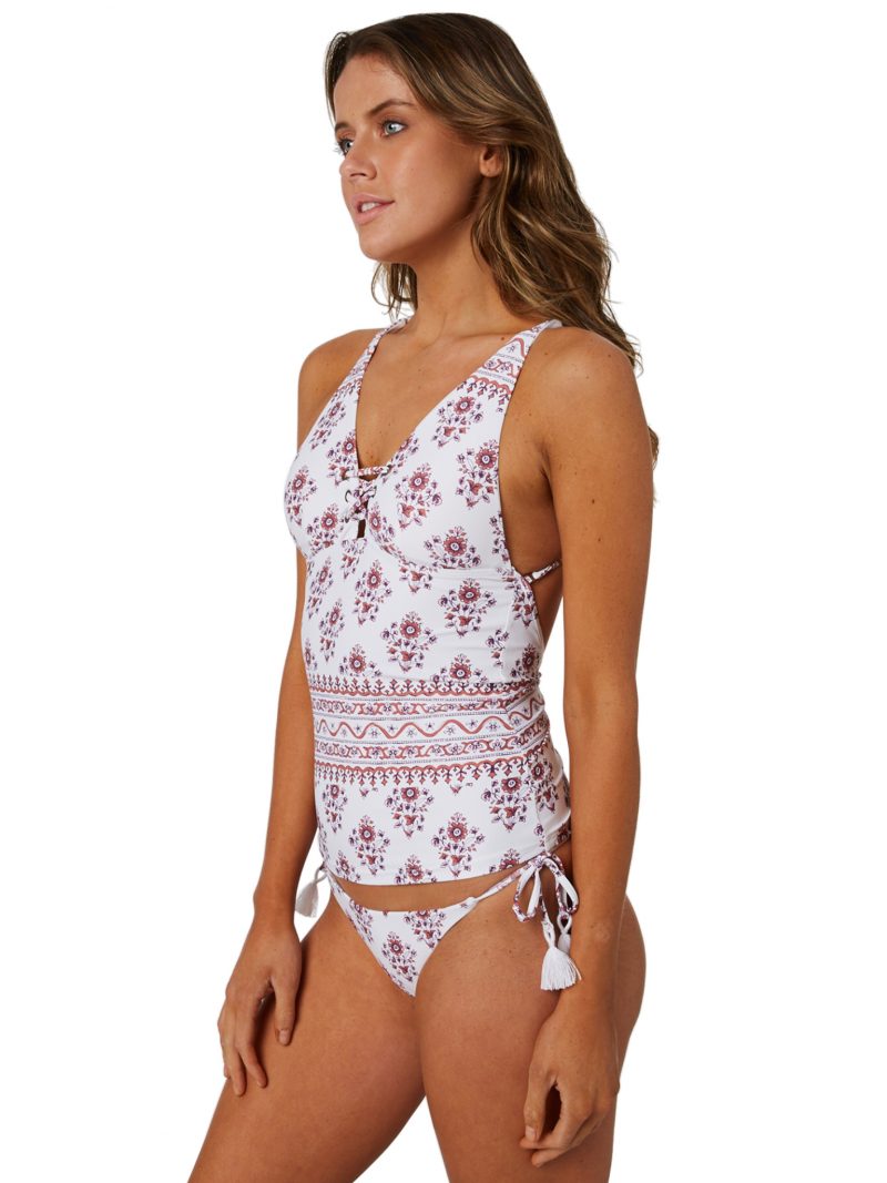 SurfStitch SS 2019 — Tess Homann #56