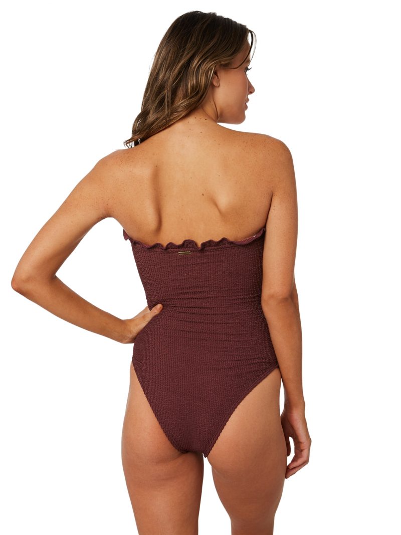 SurfStitch SS 2019 — Tess Homann #5