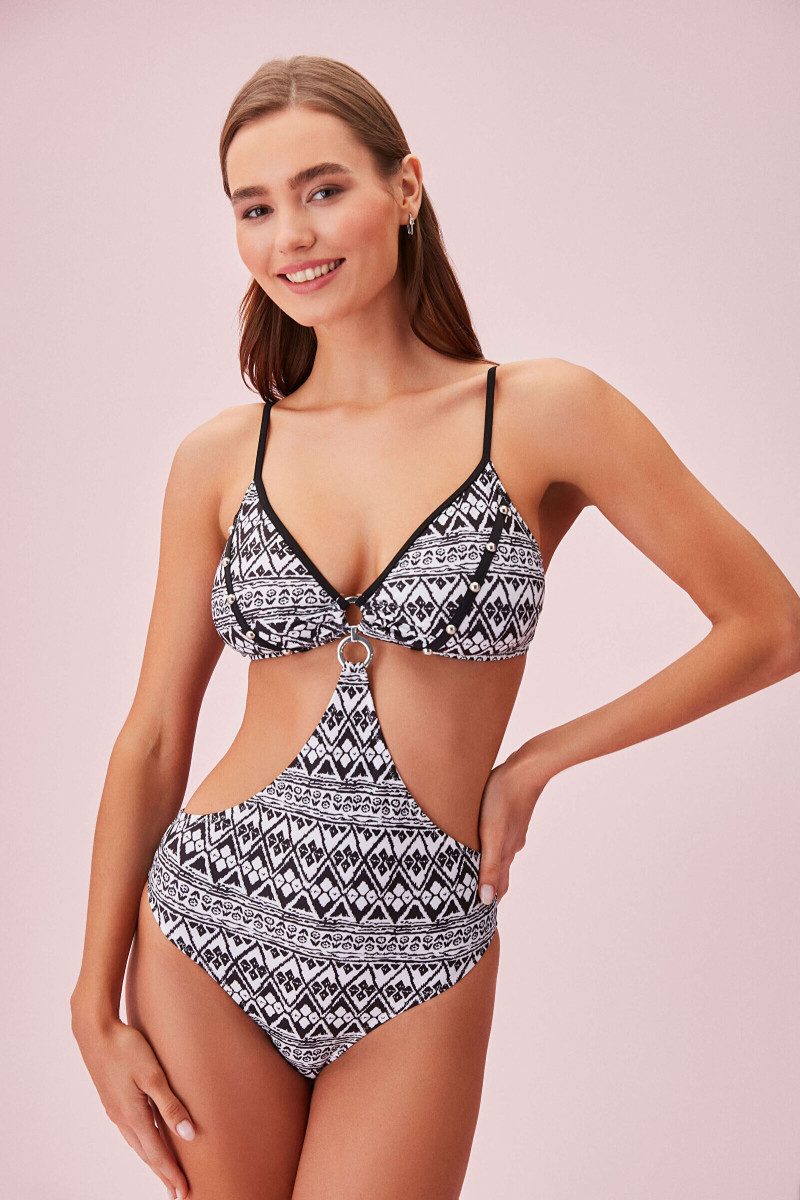 Suwen FW 2024 — Look #5