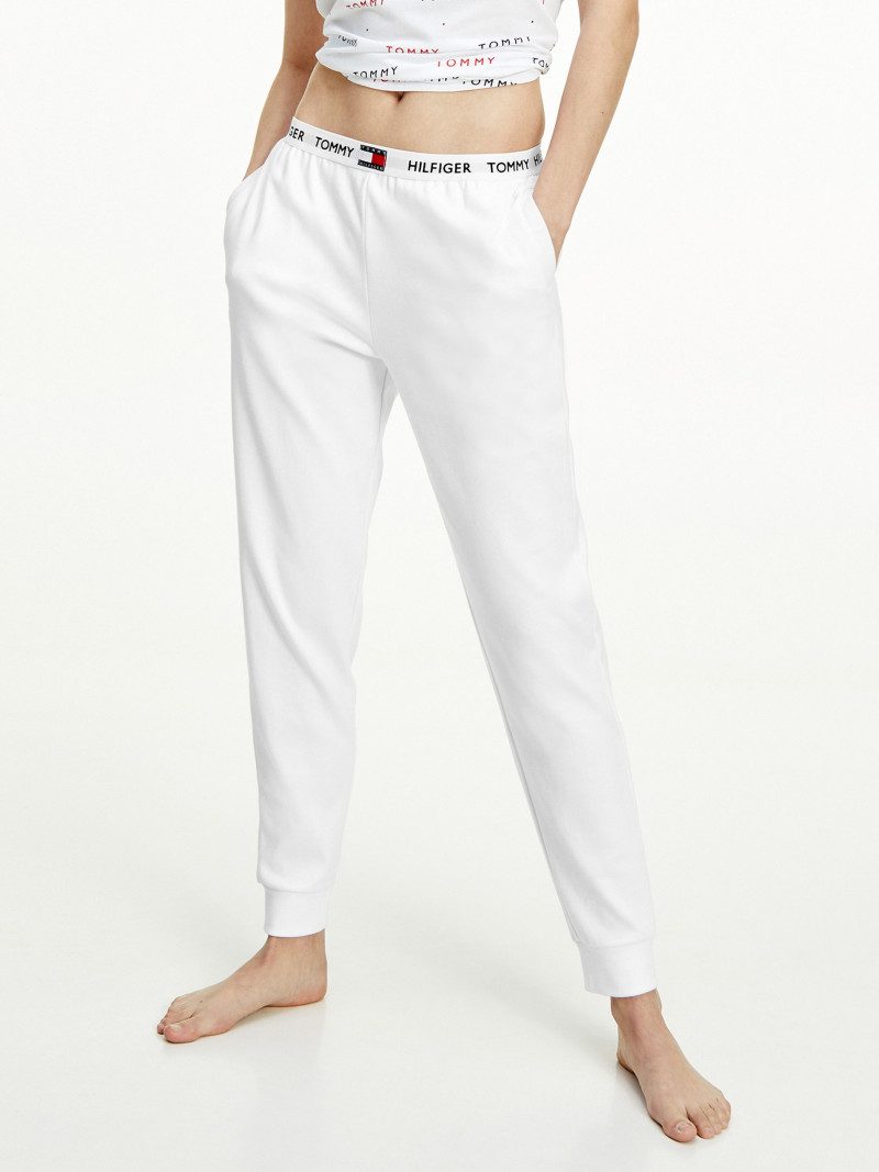 Tommy Hilfiger FW 2021 — Roos Abels #12