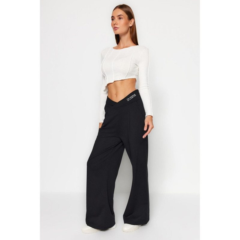 Trendyol Milla SS 2025 — Alexandra Pletnyova #6