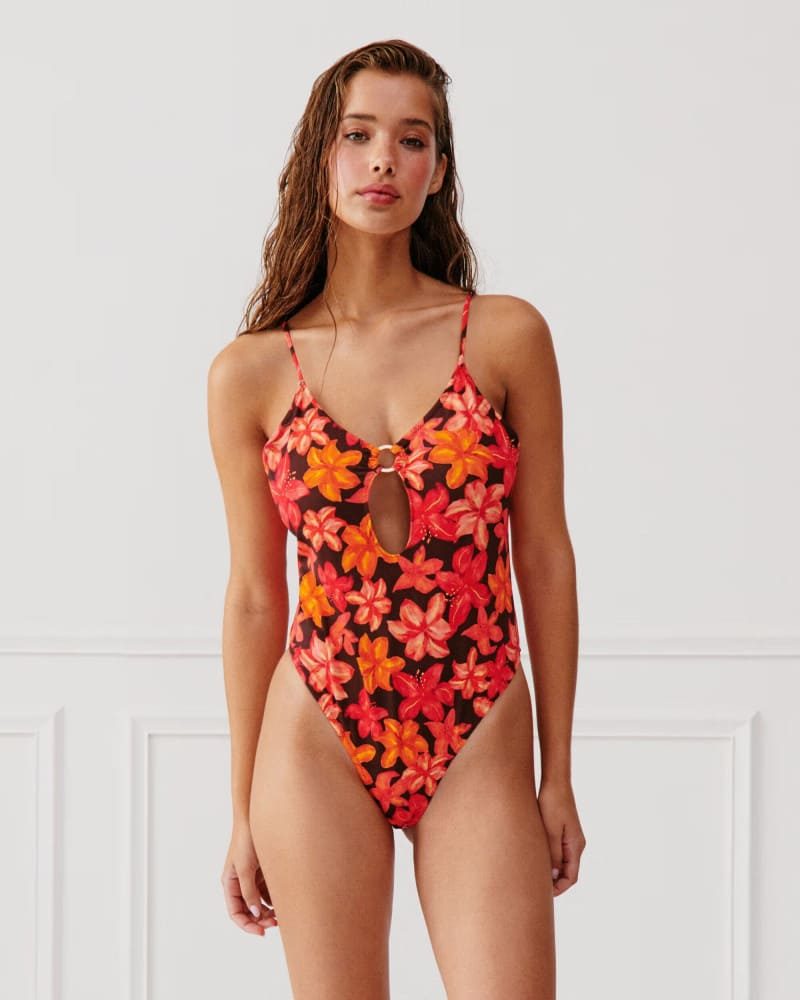 Undiz SS 2025 —  Carolina Azevedo #39