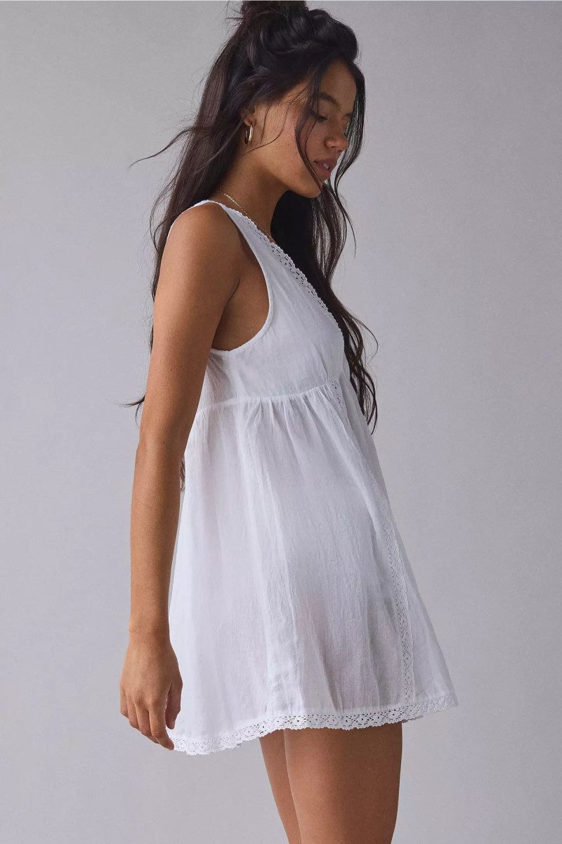 Urban Outfitters SS 2025 — Sydnee Haney #23