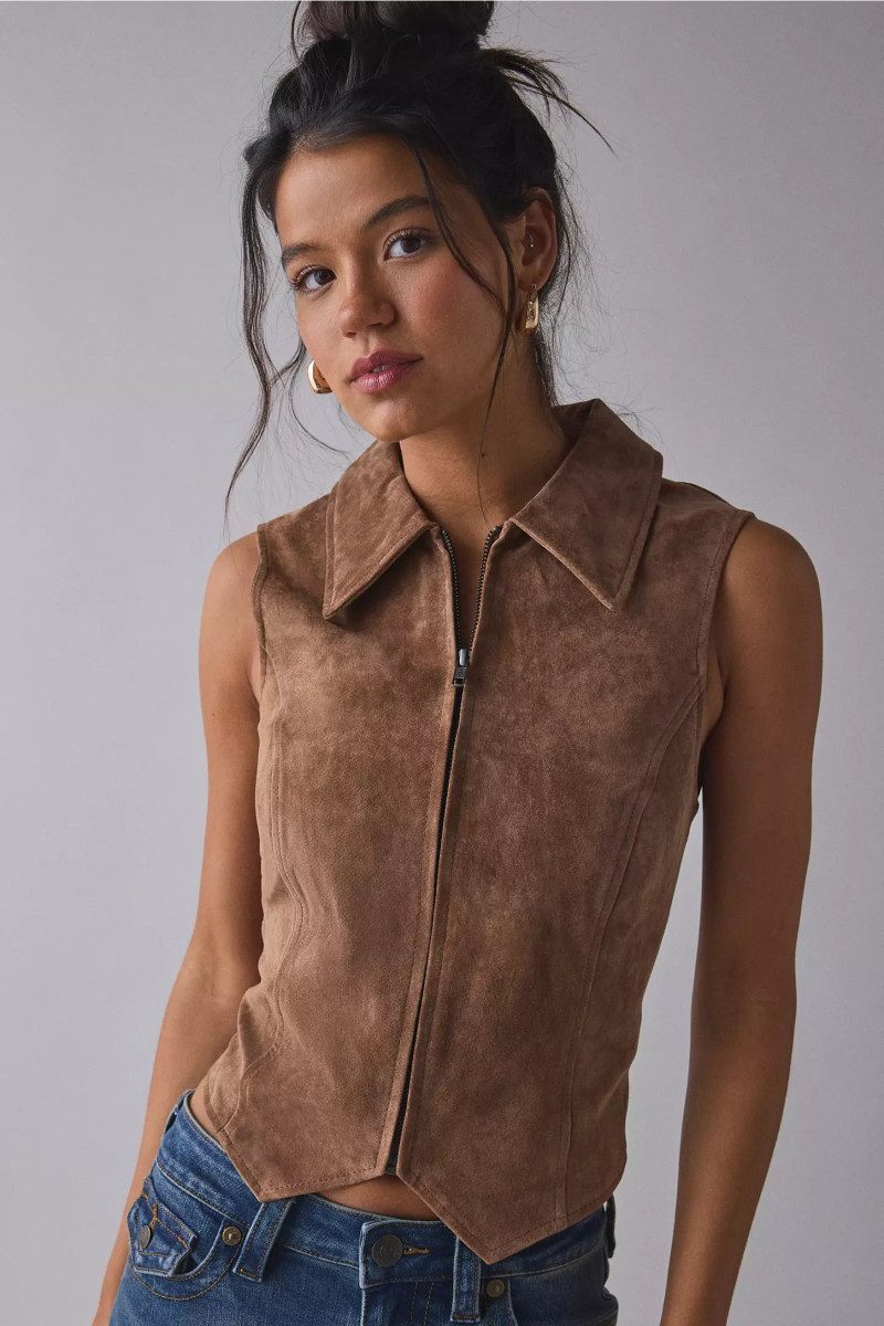 Urban Outfitters SS 2025 — Sydnee Haney #62