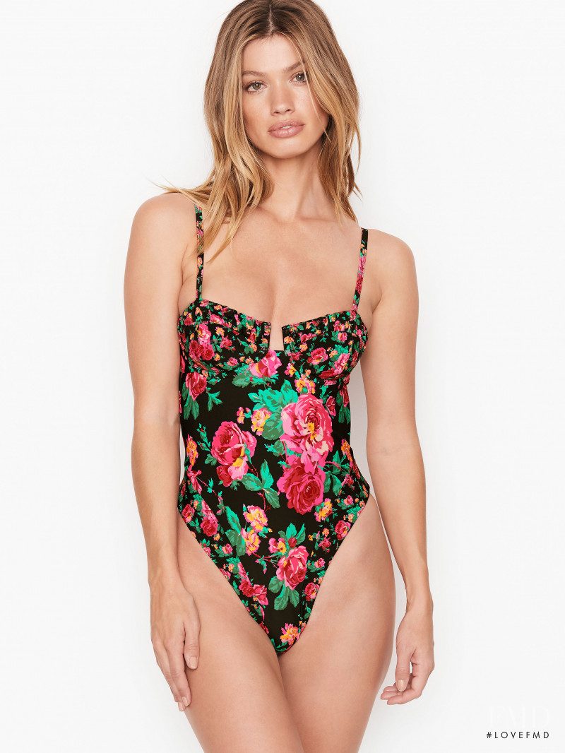 Victoria's Secret Swim SS 2021 — Maggie Rawlins #18