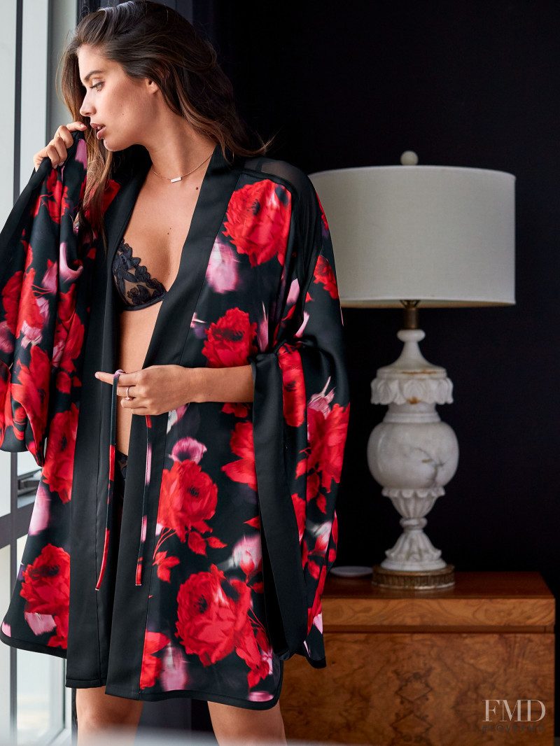 Victoria's Secret FW 2019 — Sara Sampaio #20