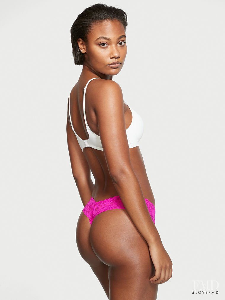 Victoria's Secret FW 2021 — Ange-Marie Moutambou #80