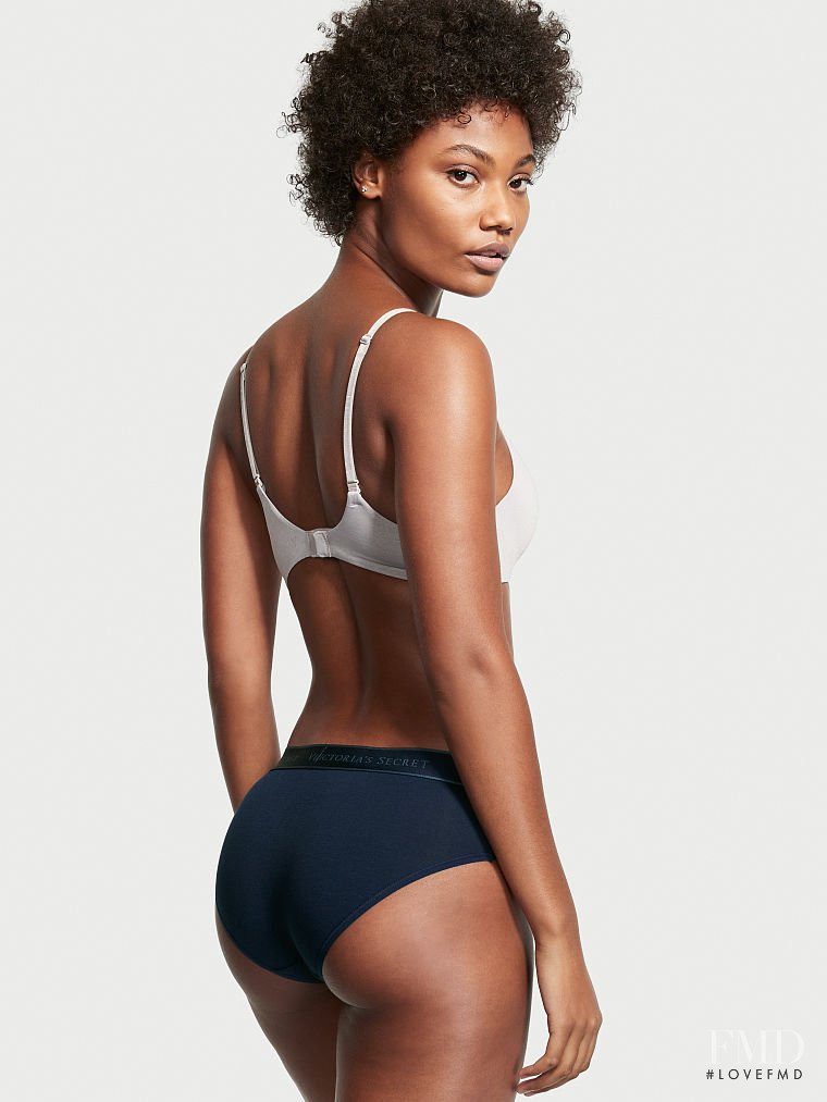 Victoria's Secret FW 2021 — Ange-Marie Moutambou #133