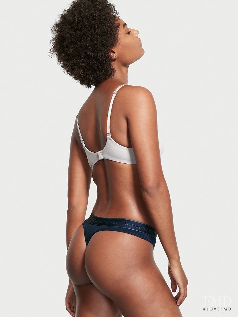 Victoria's Secret FW 2021 — Ange-Marie Moutambou #114