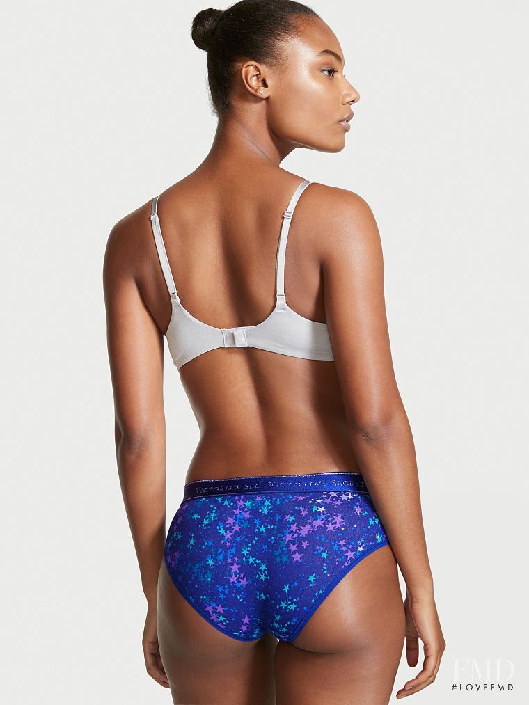 Victoria's Secret FW 2021 — Ange-Marie Moutambou #143