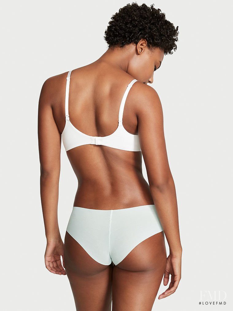 Victoria's Secret FW 2021 — Ange-Marie Moutambou #27