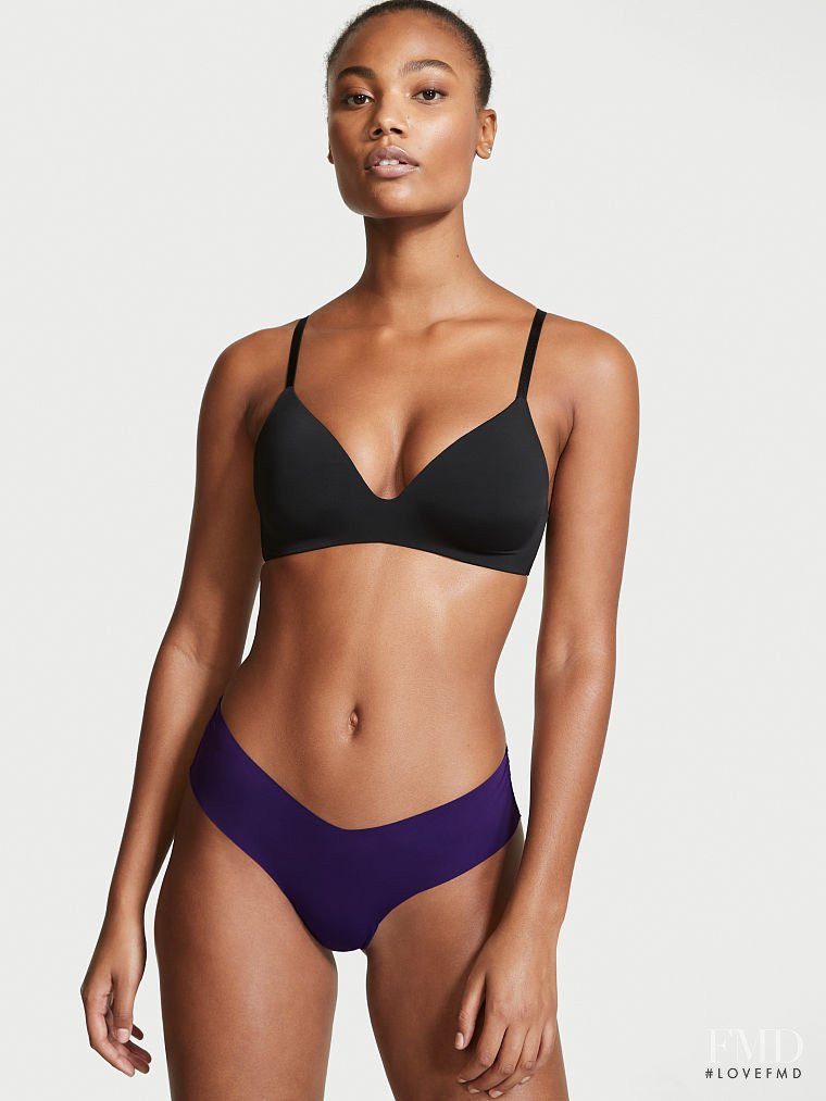 Victoria's Secret FW 2021 — Ange-Marie Moutambou #113