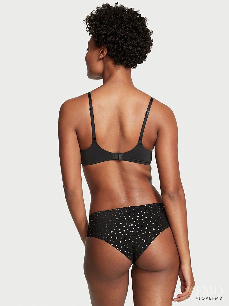 Victoria's Secret FW 2021 — Ange-Marie Moutambou #25