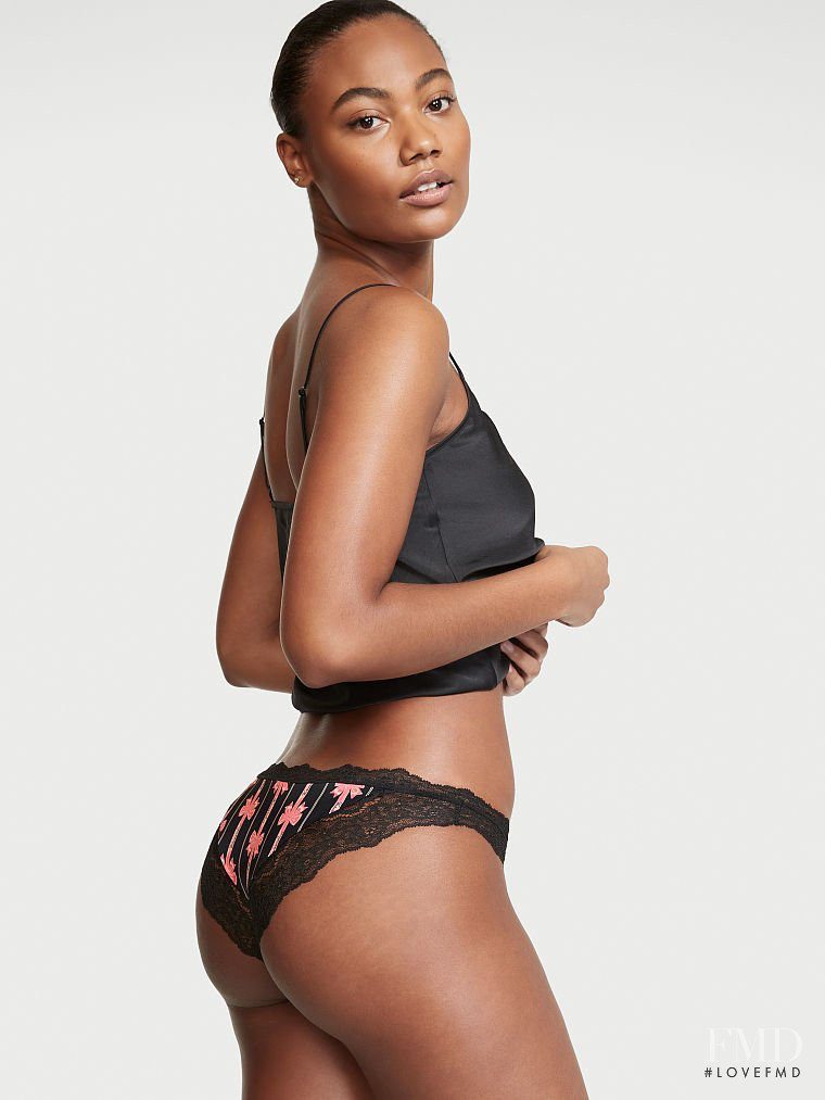 Victoria's Secret FW 2021 — Ange-Marie Moutambou #8