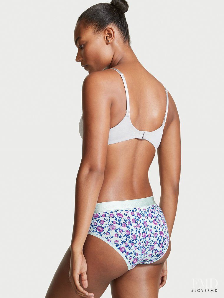 Victoria's Secret FW 2021 — Ange-Marie Moutambou #65