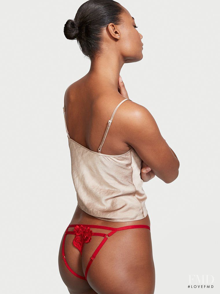 Victoria's Secret FW 2021 — Ange-Marie Moutambou #61