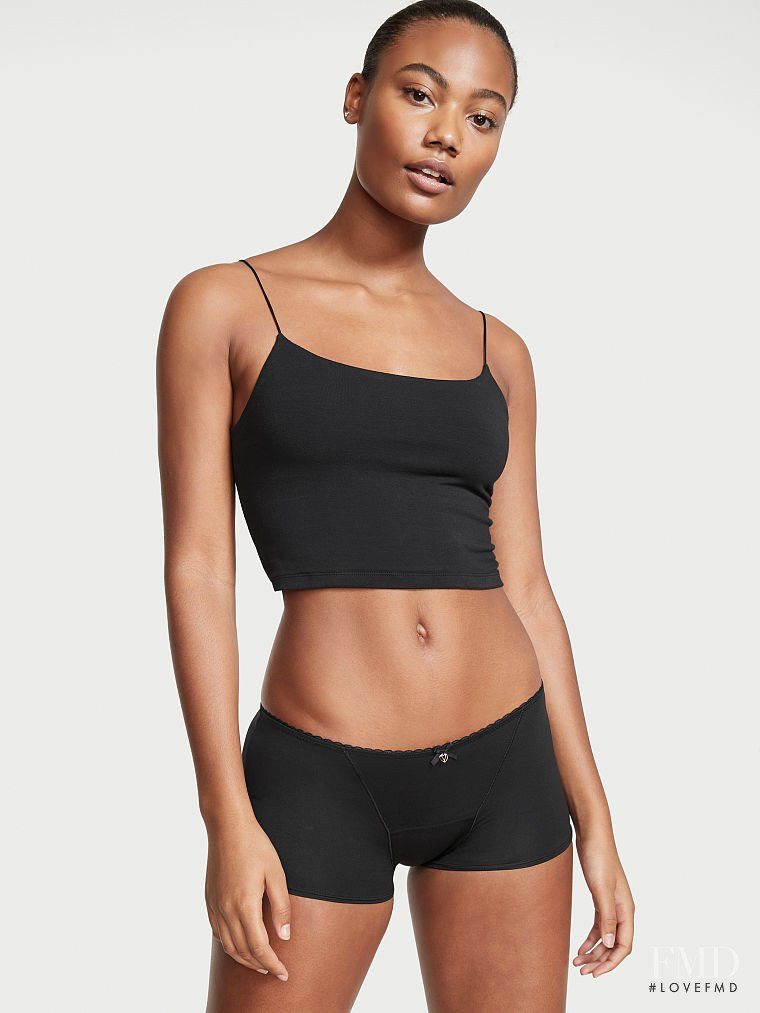 Victoria's Secret FW 2021 — Ange-Marie Moutambou #16